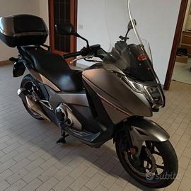 Honda Integra 750 - 2016 Con Casco e set Valigie