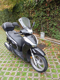 Scooter Honda sh 300