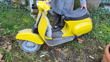 Vespa special prima serie 1971
