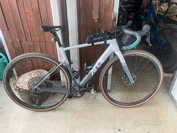 Gravel ARC8