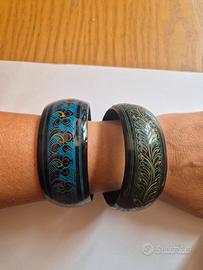 Coppia di bracciali rigidi in lacca birmana