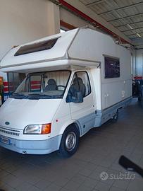 camper incidentato