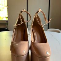 Décolleté baby vernice nude