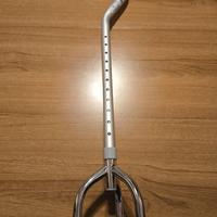 Tripode impugnatura Derby - Mediland