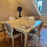 Diama brown tavolo+4 sedie e porta tv bianco