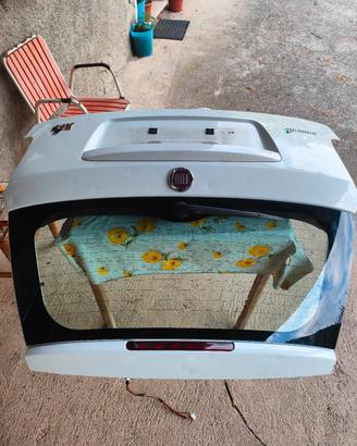 Fiat sedici Suzuki sx4  cofano  + portellone 