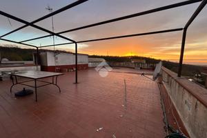 3 LOCALI A MARANO DI NAPOLI