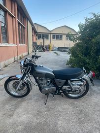 Yamaha sr400