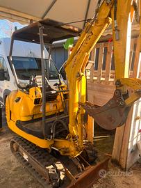 Mini escavatore komatsu pc12 r8