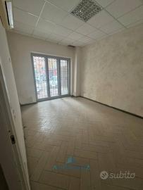 Immobile di 90 m² a Aversa