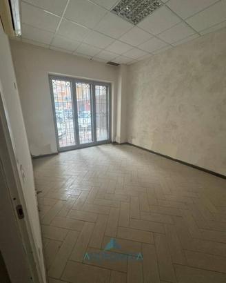 Immobile di 90 m² a Aversa