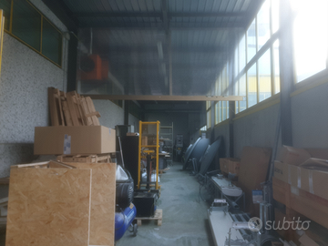 Locale commerciale in Druento