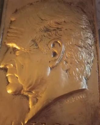 Libro family and new società  of George Bush