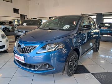 Lancia Ypsilon 1.0 FireFly Hybrid 70 cv Gold