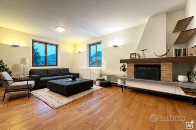 VILLA A SCHIERA D'ANGOLO A SANTO STEFANO TICINO