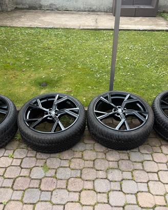 Cerchi audi rsq3 R21