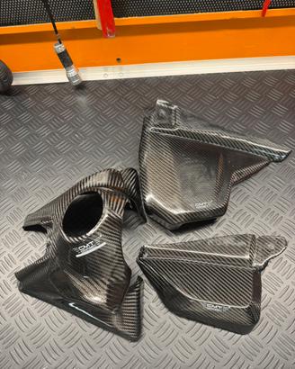 Cover serbatoio CMT in carbonio