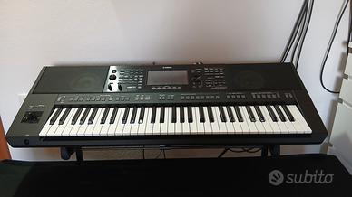 Tastiera Yamaha SX920 