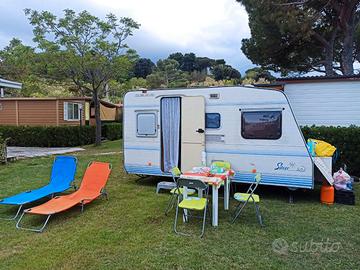 Roulotte Caravelair 4 posti compatta