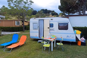 Roulotte Caravelair 4 posti compatta