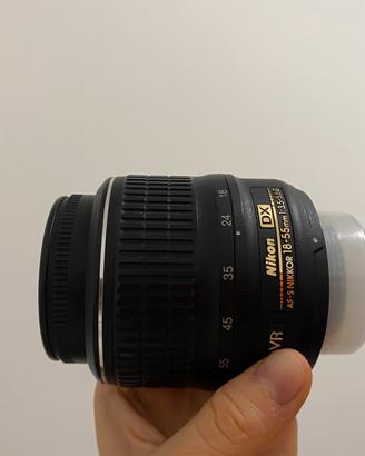 Nikon AF-S DX 18-55mm f/3.5-5.6 G VR