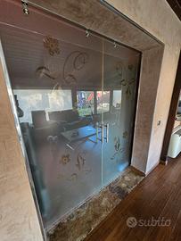 porta scorrevole in vetro a 2 ante