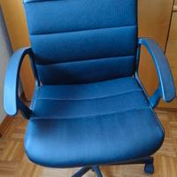 Sedia da ufficio IKEA - rotelle e bracioli -