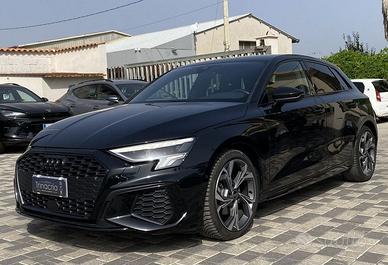 Audi A3 SPB S Line interno 2.0 TDI 150CV S-Tr...