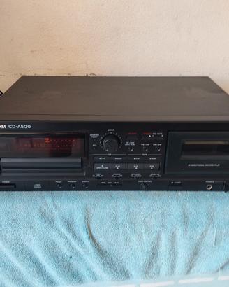 lettore CD cassette TASCAM cda500