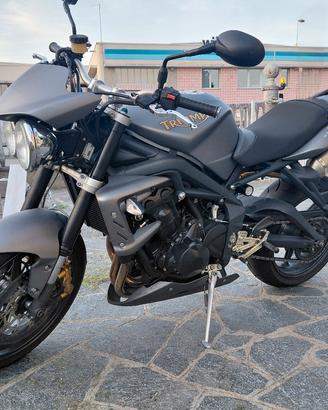 Triumph Street triple 675 r 