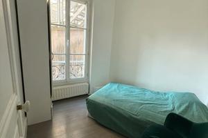 Stanza condivisa nel centro di parigi