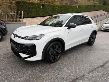 VOLKSWAGEN T-Roc 1.5 eTSI ACT 150 CV DSG R-Line