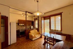 Appartamento di 85 m² con 3 locali e box auto a Lu