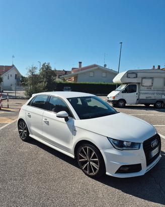 Audi A1 Sportback 1.0 TFSI 95 CV S Line 100K KM