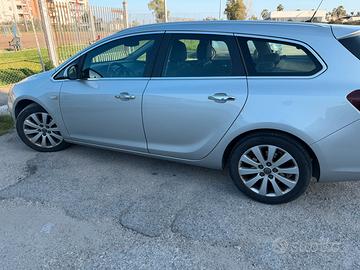 Opel Astra SW 17 dci Ecoflex 130cv