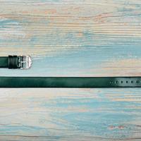 Cinturino in Pelle Laccata effetto Vernice Baume &