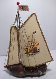 Lampada da tavolo veliero vintage olandese