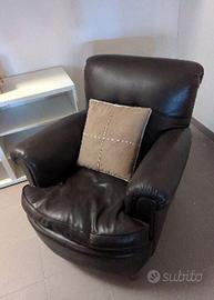 Poltrona Club vintage in ecopelle marrone