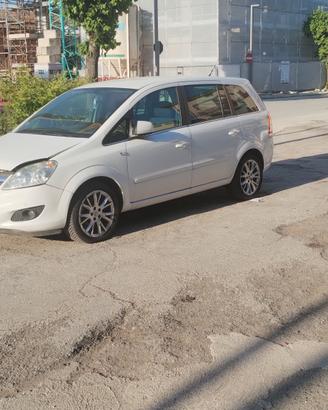 Opel Zafira B metano