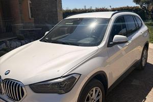 Auto bmw x1