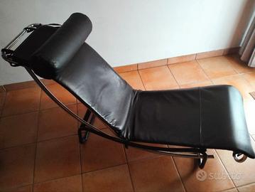 Poltrona chaise longue LC4 Le Corbusier