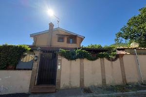 Villa bifamiliare Trevignano Romano