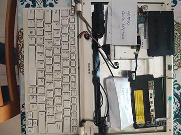 Ricambi vari per notebook SONY VAIO 14"