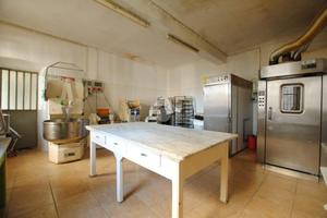 LABORATORIO A LIVORNO FERRARIS