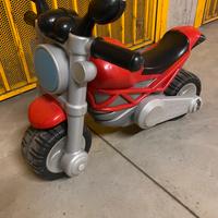 Moto giocattolo a spinta