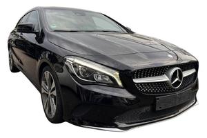 MERCEDES-BENZ CLA 200 S.W. Premium Automatica
