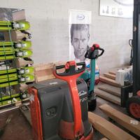 Carrello transpallet elettrico 2000kg Linde