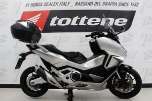HONDA FORZA 750 DCT ACCESSORIATA
