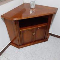 Mobile angolare e porta tv