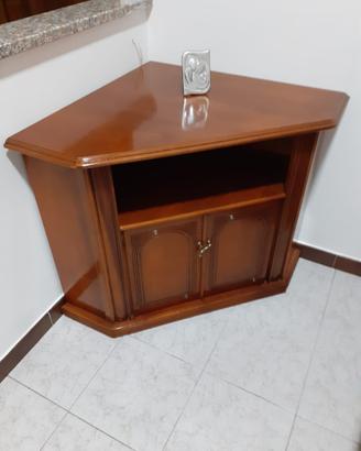 Mobile angolare e porta tv